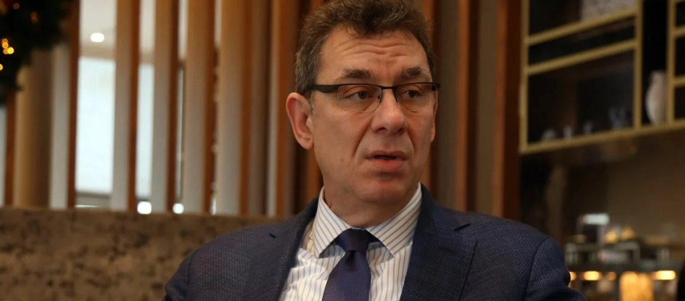 Σοκ από Α.Μπουρλά για εμβόλιο Pfizer: «Θα πρέπει να εμβολιαστείτε όλοι πάλι από την αρχή - Το εμβόλιο διαρκεί 6 μήνες»!
